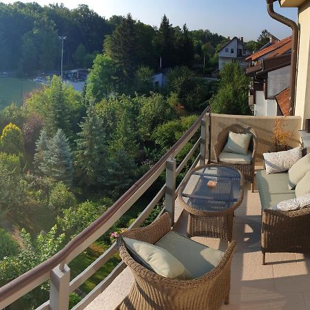 Parkview Apartment In Zagreb'S Favorite Neighborhood Екстериор снимка