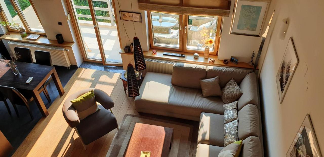 Parkview Apartment In Zagreb'S Favorite Neighborhood Екстериор снимка