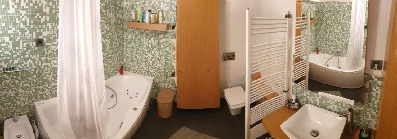 Parkview Apartment In Zagreb'S Favorite Neighborhood Екстериор снимка